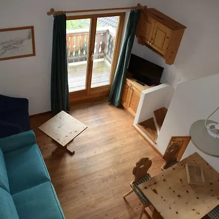 Ξενοδοχείο με διαμερίσματα Miragolf 4*